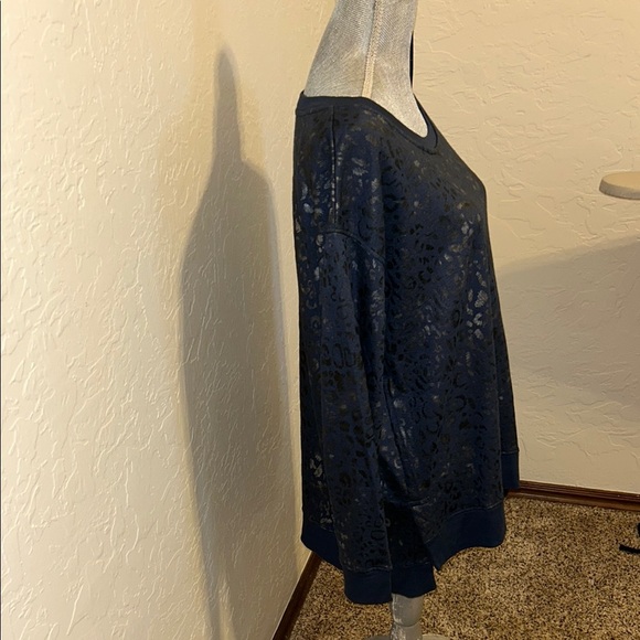 Jane and Delancey Navy with silver Leopard Print Soft Sweatshirt CUTE Sz LARGE - Picture 5 of 10